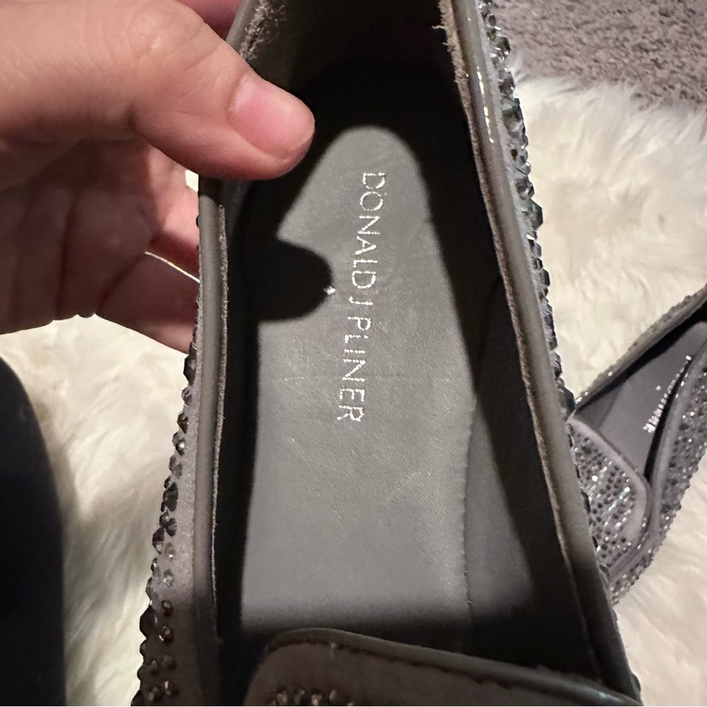 Nwot‎ Donald J. Pliner Helen Sparkle Studded Loafers - Picture 7 of 10